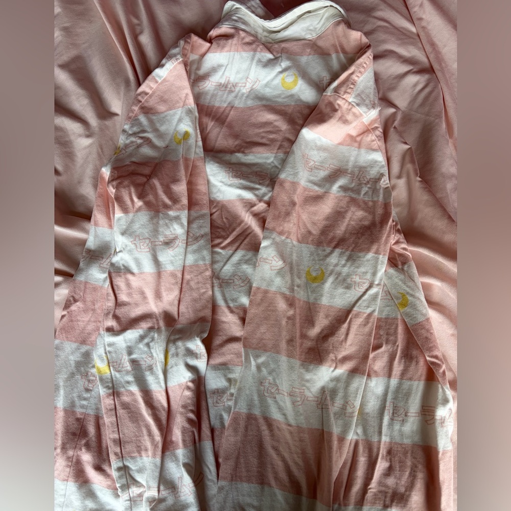 Women's pink and white striped Sailor Moon rugby shirt - Picture 2 of 5